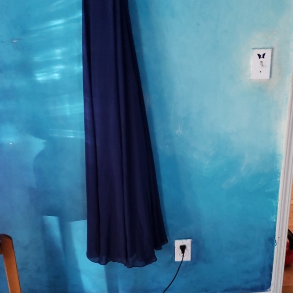 Lulu's Bridesmaid dress - Picture 4 of 4